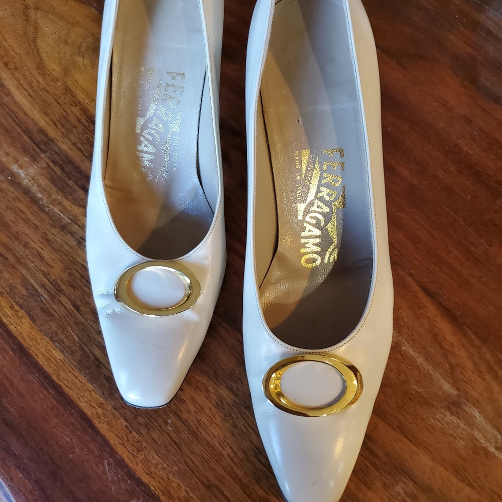Salvatore Ferragamo  Authentic  size 6.5